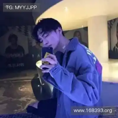 经律富